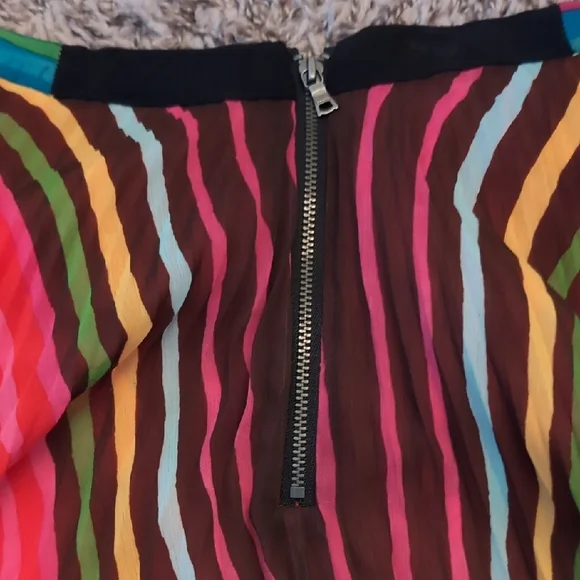 Alice + Olivia Pink and Green Pleated Maxi Skirt - Picture 7 of 8